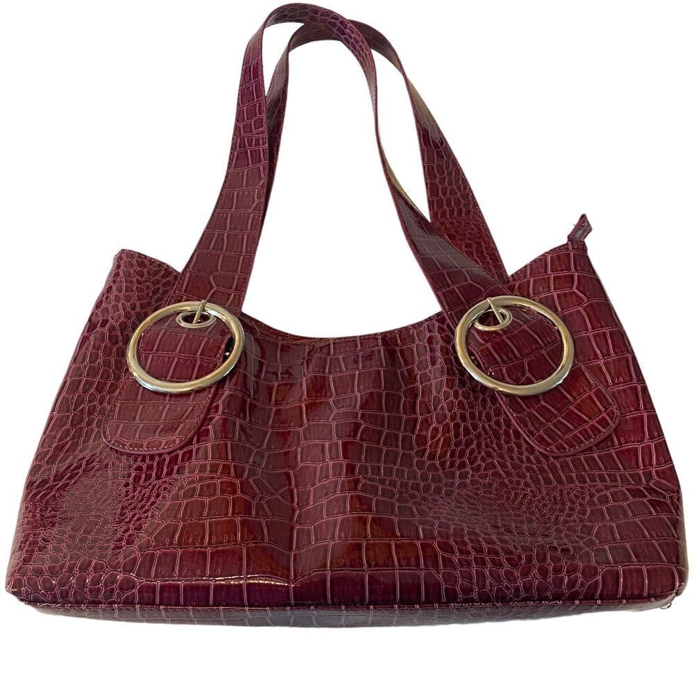 Purple Faux Alligator Shoulder Bag w/ Silver Hardware. Very Cool & Reto Looking